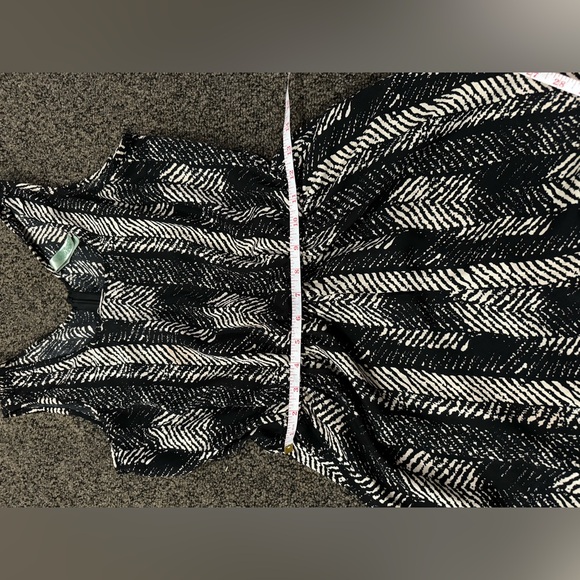 Black and White Romper // Mint Green // Size S // Bohemian Pattern - Picture 9 of 11